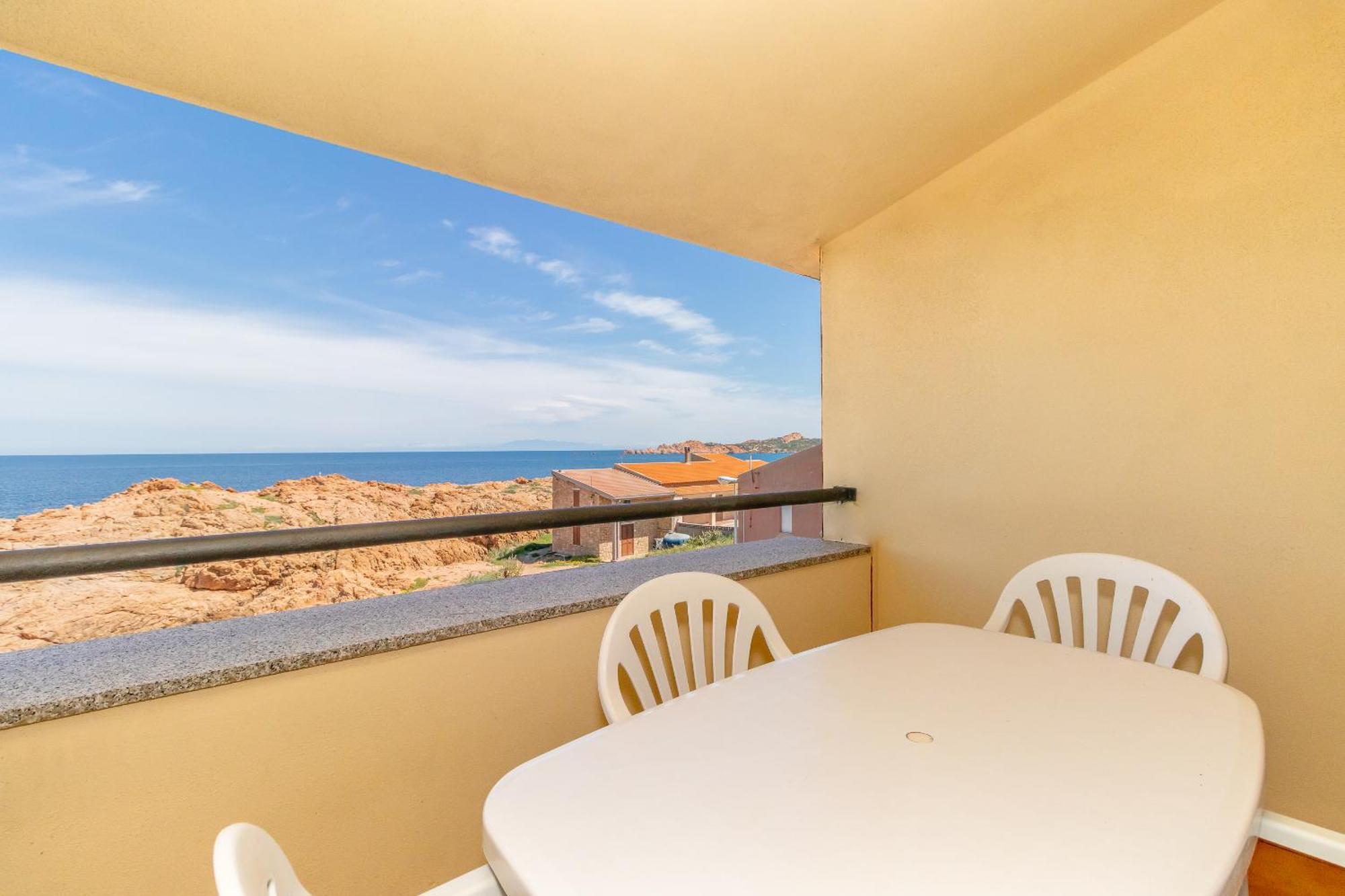 Casa Sulla Scogliera Isola Rossa Lägenhet Exteriör bild